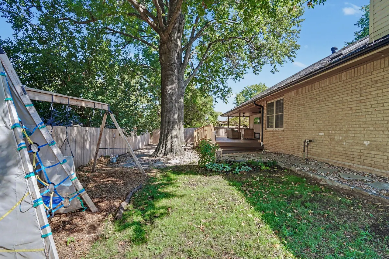 Photo 36 — 8008 S Lakewood Avenue, Tulsa, OK 74136