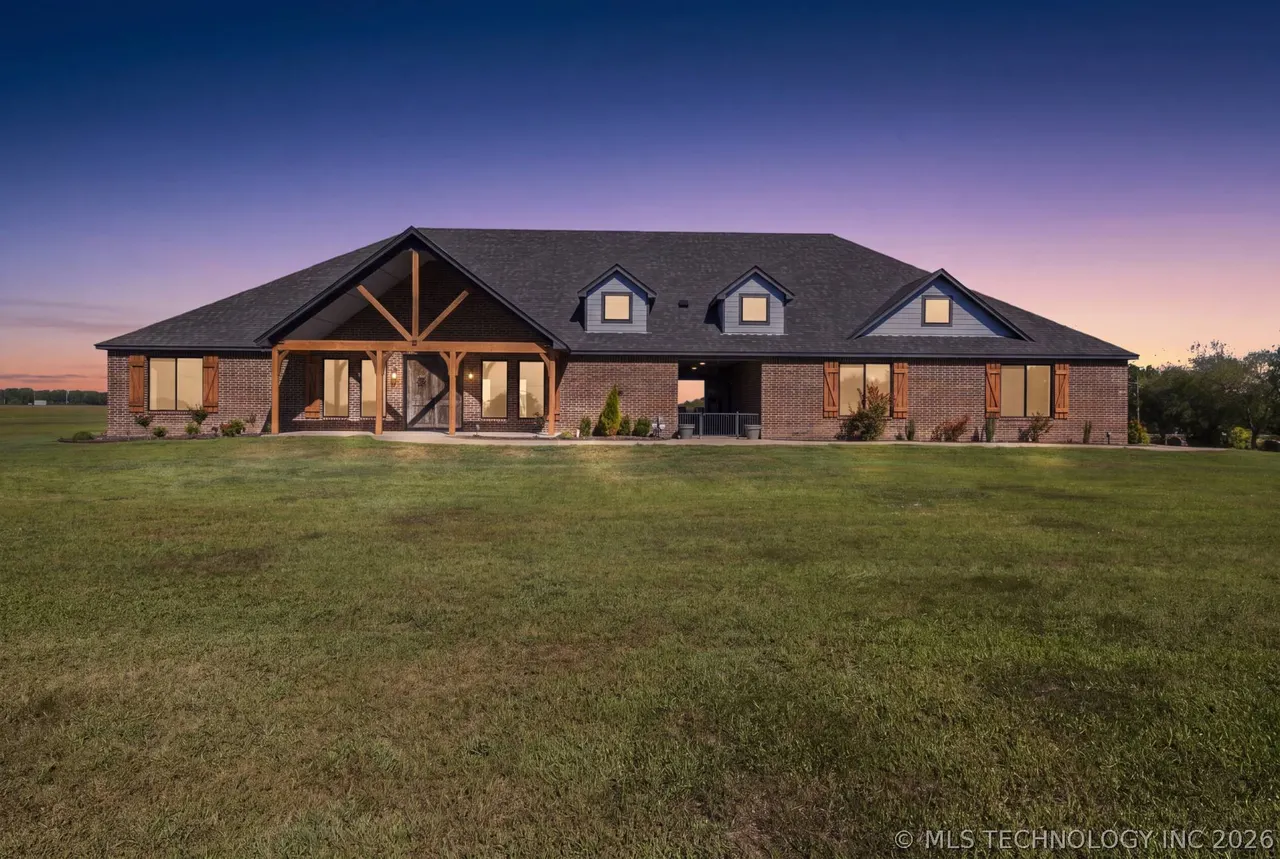 Front exterior — 4011 E 201st Street S, Mounds, OK 74047