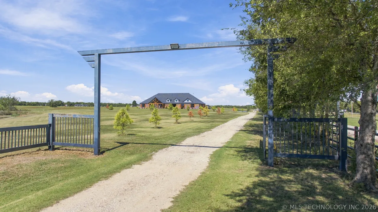 Photo 3 — 4011 E 201st Street S, Mounds, OK 74047