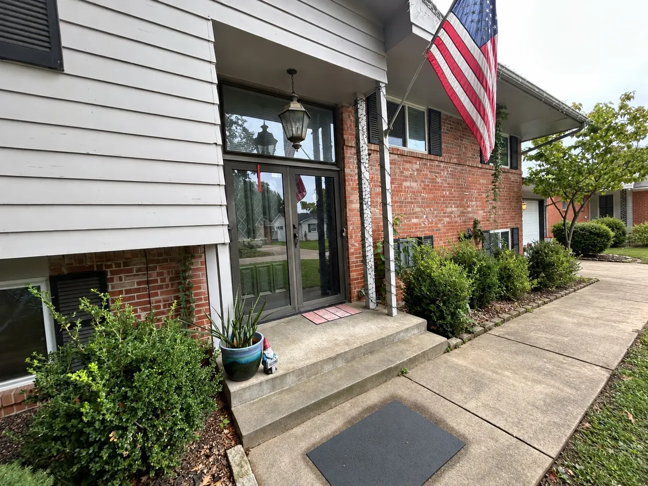 Photo 2 — 5138 S Birmingham Place E, Tulsa, OK 74105