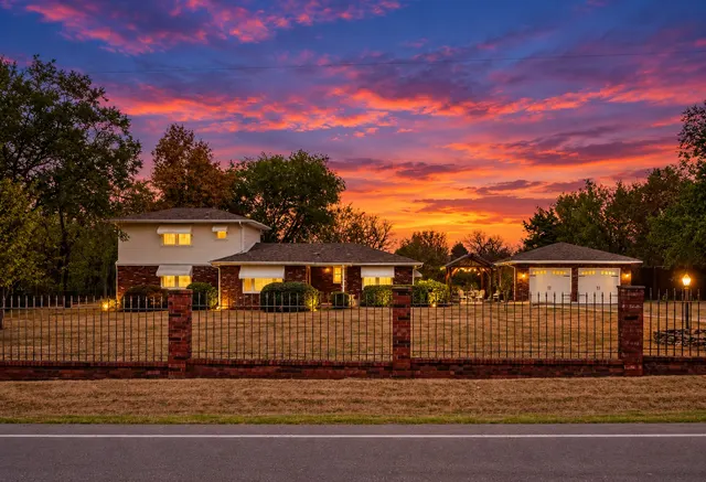 Photo 2 — 13723 E 56th Street N, Owasso, OK 74055