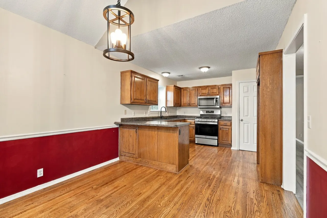 Photo 10 — 12504 E 82nd Place, Owasso, OK 74055