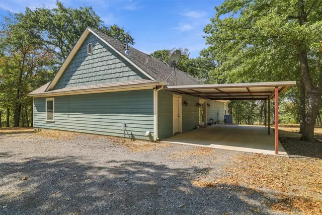 Photo 4 — 3191 N Big Valley Road, Mead, OK 73449