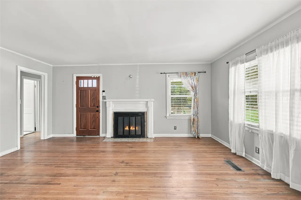 Photo 3 — 737 S Pittsburg Avenue, Tulsa, OK 74112