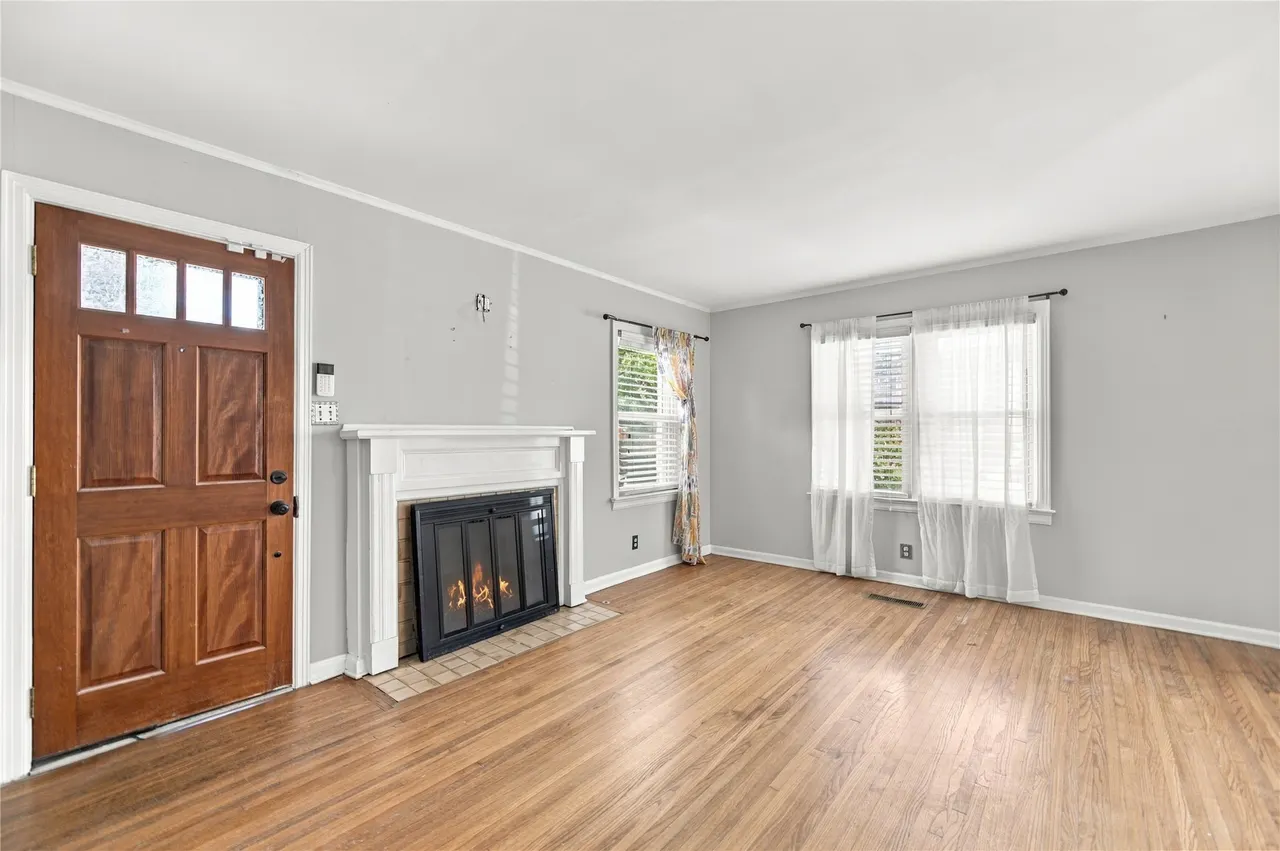 Photo 4 — 737 S Pittsburg Avenue, Tulsa, OK 74112
