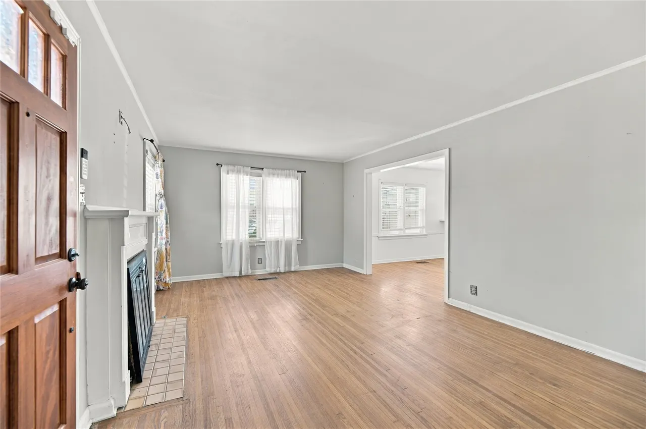 Photo 6 — 737 S Pittsburg Avenue, Tulsa, OK 74112