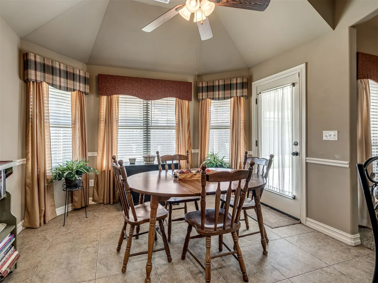 Photo 16 — 7009 N 120th EastAvenue, Owasso, OK 74055