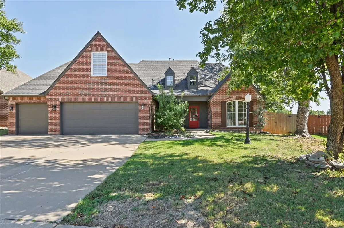 Front exterior — 10115 E 94th Street N, Owasso, OK 74055