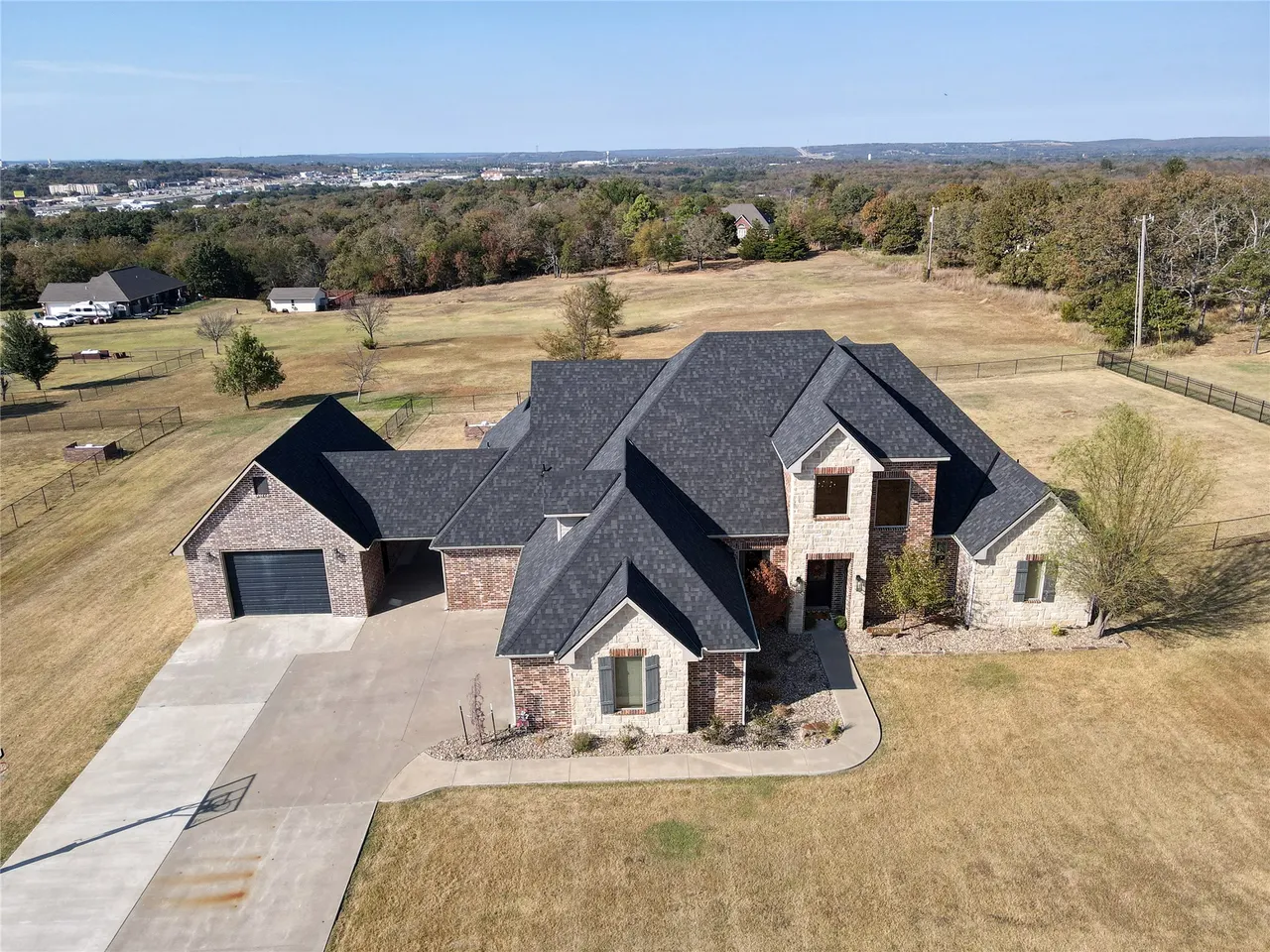 Photo 56 — 905 Summit Ridge, McAlester, OK 74501