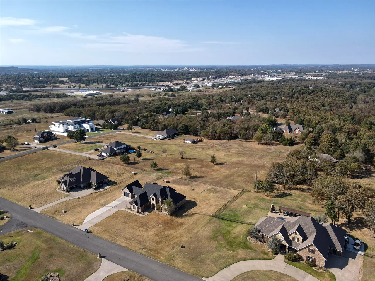 Photo 66 — 905 Summit Ridge, McAlester, OK 74501