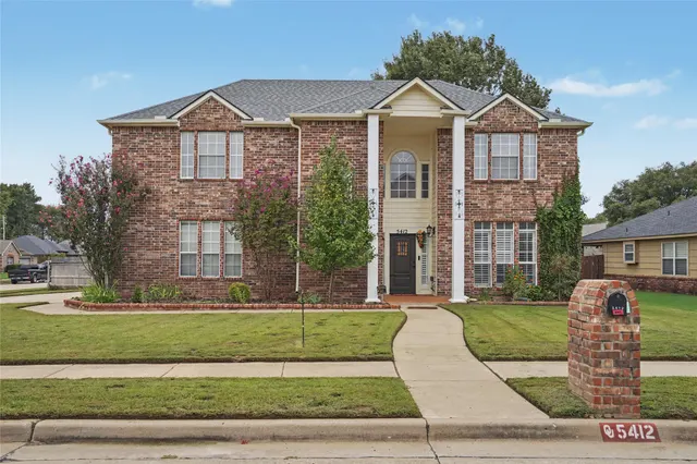 Photo 2 — 5412 S Narcissus Avenue, Broken Arrow, OK 74011