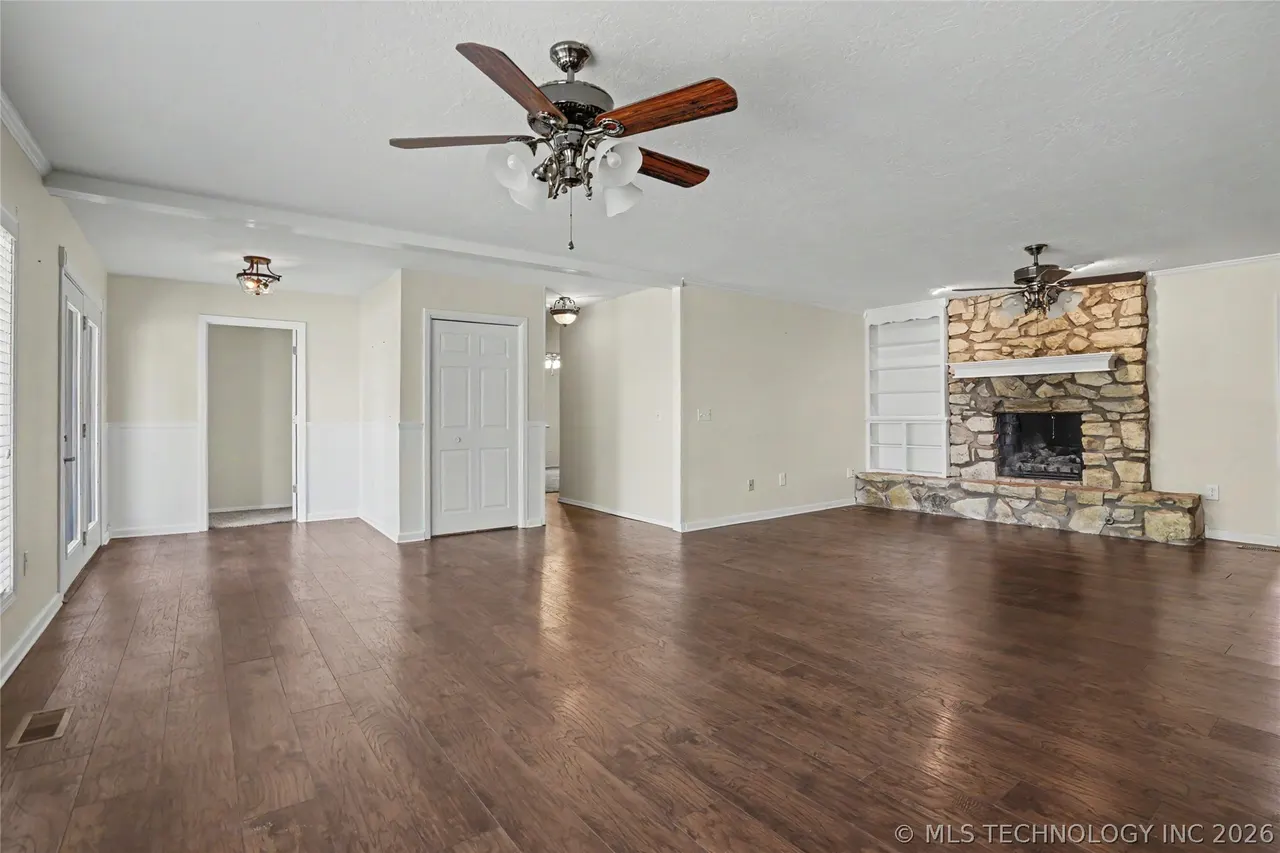 Photo 5 — 122 Lakeview Drive, Mannford, OK 74044