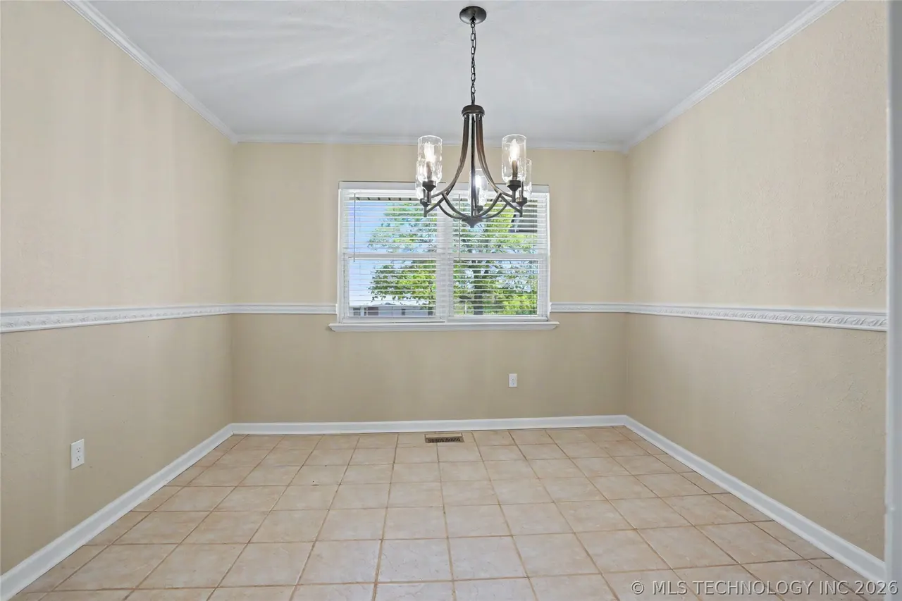 Photo 7 — 122 Lakeview Drive, Mannford, OK 74044