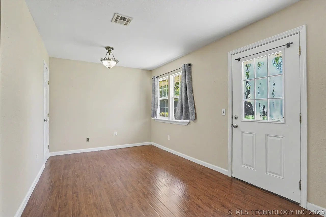 Photo 14 — 122 Lakeview Drive, Mannford, OK 74044