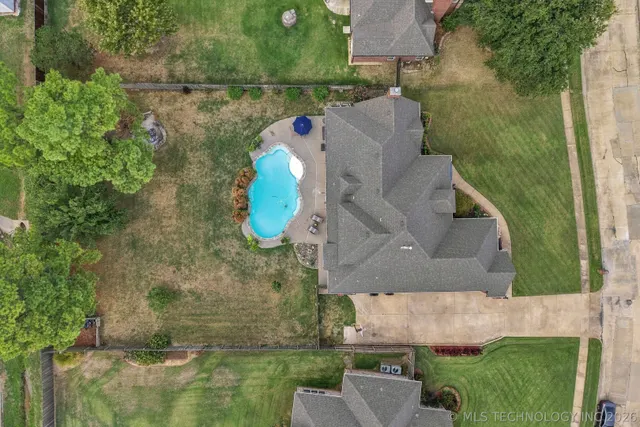Photo 2 — 9408 N 132nd EastAvenue, Owasso, OK 74055