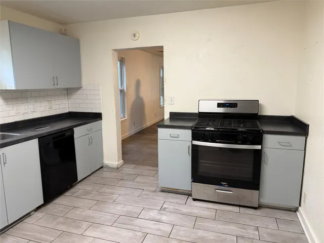 Photo 8 — 805 S Seneca Avenue, Bartlesville, OK 74003
