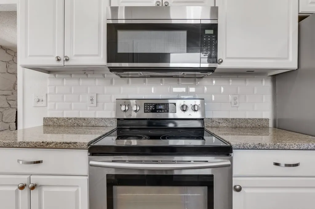 Photo 11 — 716 W Fort Worth Street, Broken Arrow, OK 74012