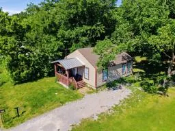 Photo 3 — 236 N Theodore Avenue, Bartlesville, OK 74003