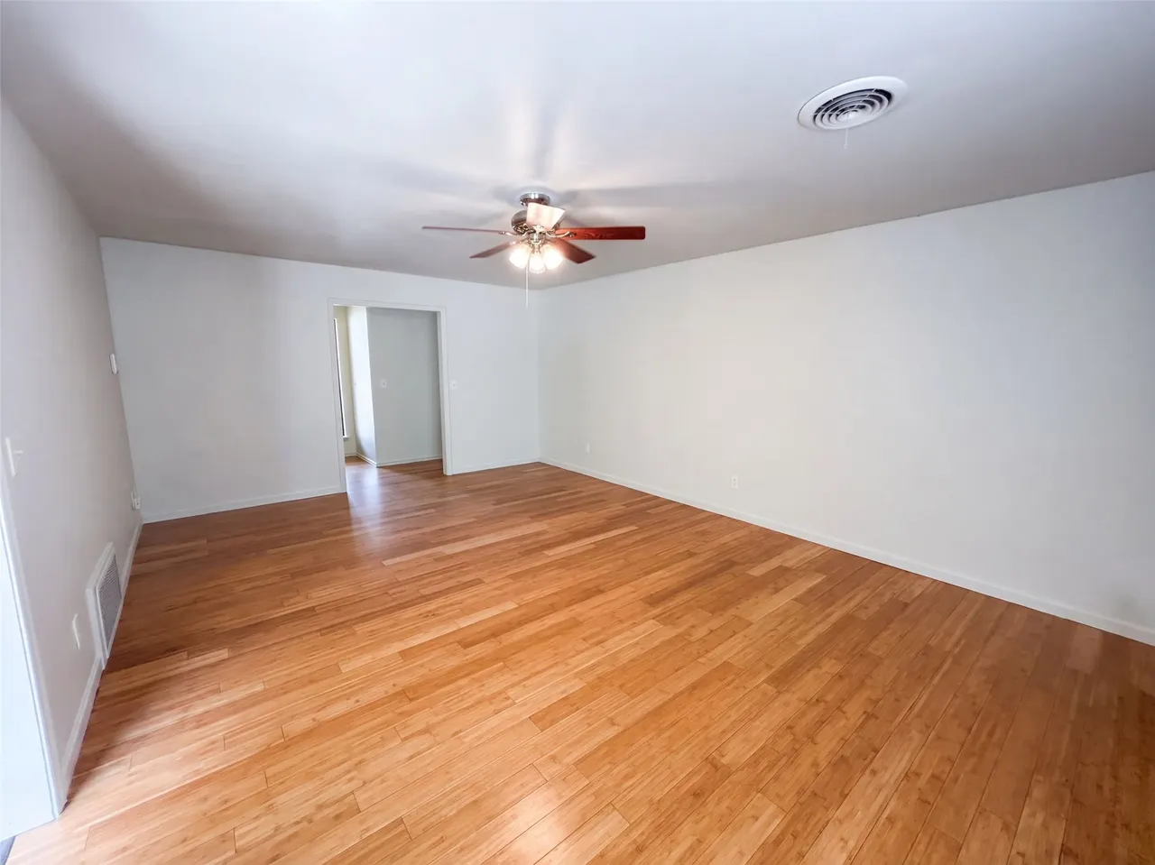 Photo 3 — 3206 Lansbrook Court, Duncan, OK 73533