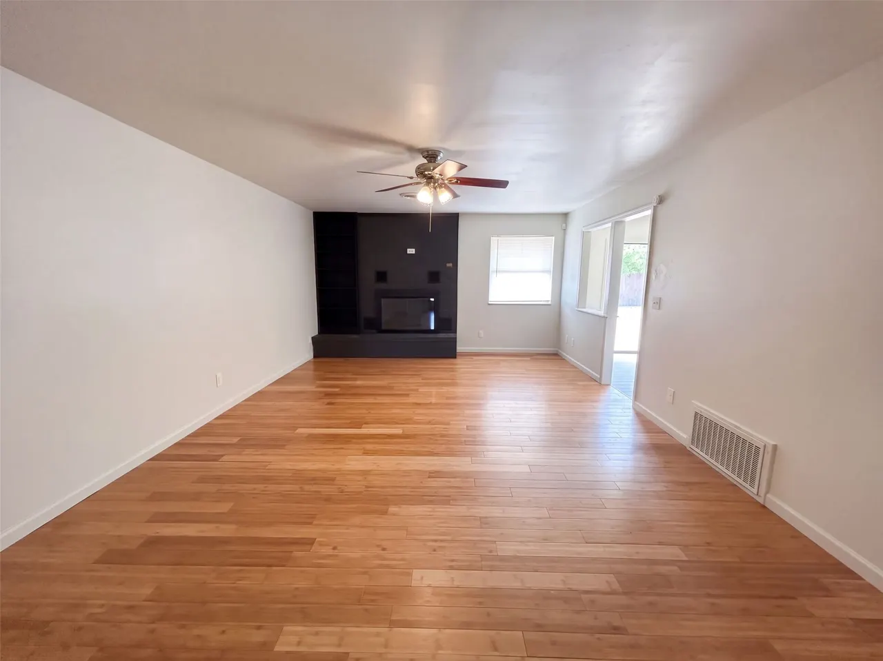 Photo 8 — 3206 Lansbrook Court, Duncan, OK 73533