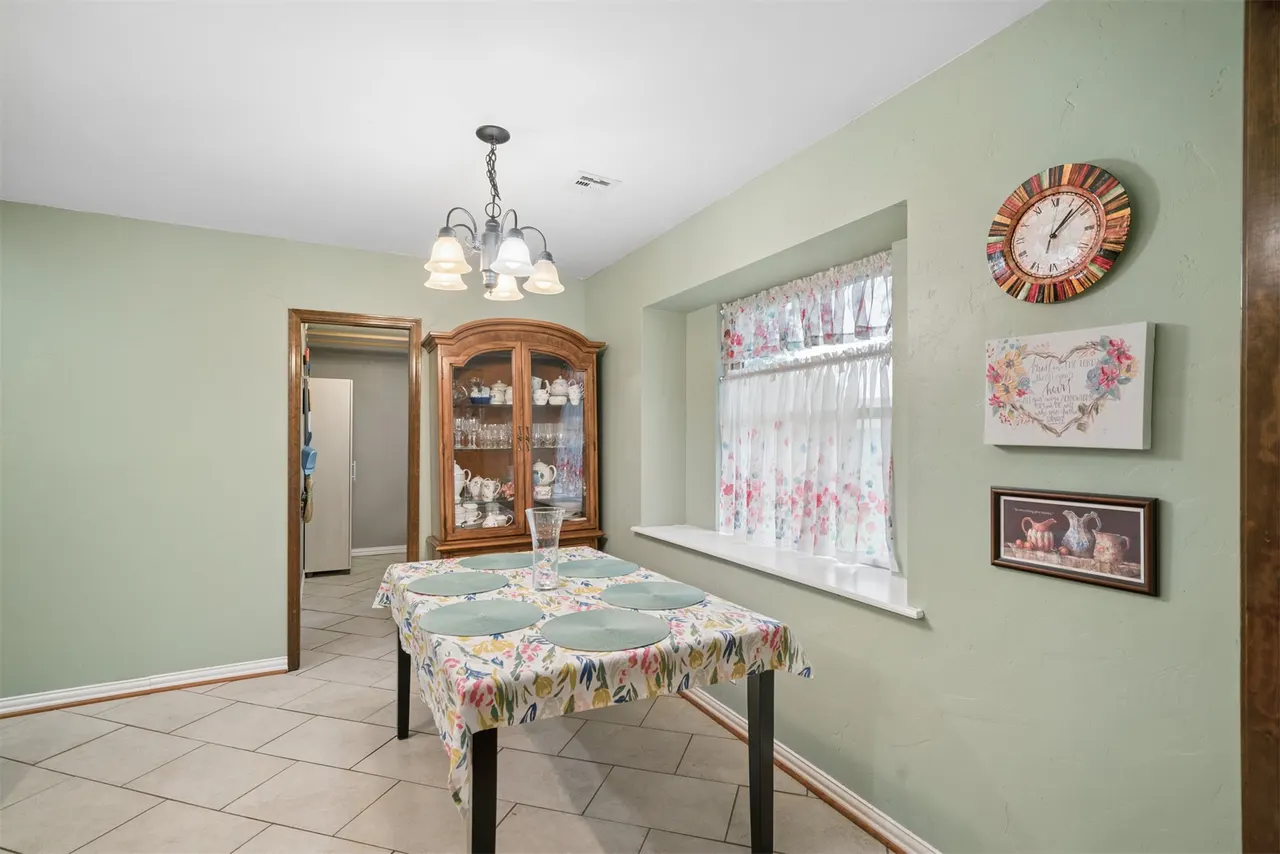 Photo 12 — 208 N Hemlock Avenue, Broken Arrow, OK 74012