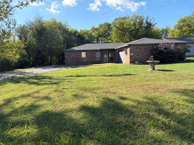 Photo 2 — 614 N 13th Street, Collinsville, OK 74021