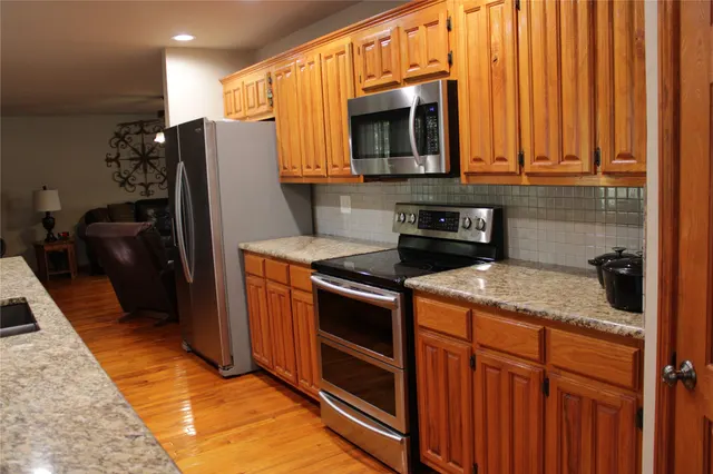 Photo 8 — 614 N 13th Street, Collinsville, OK 74021