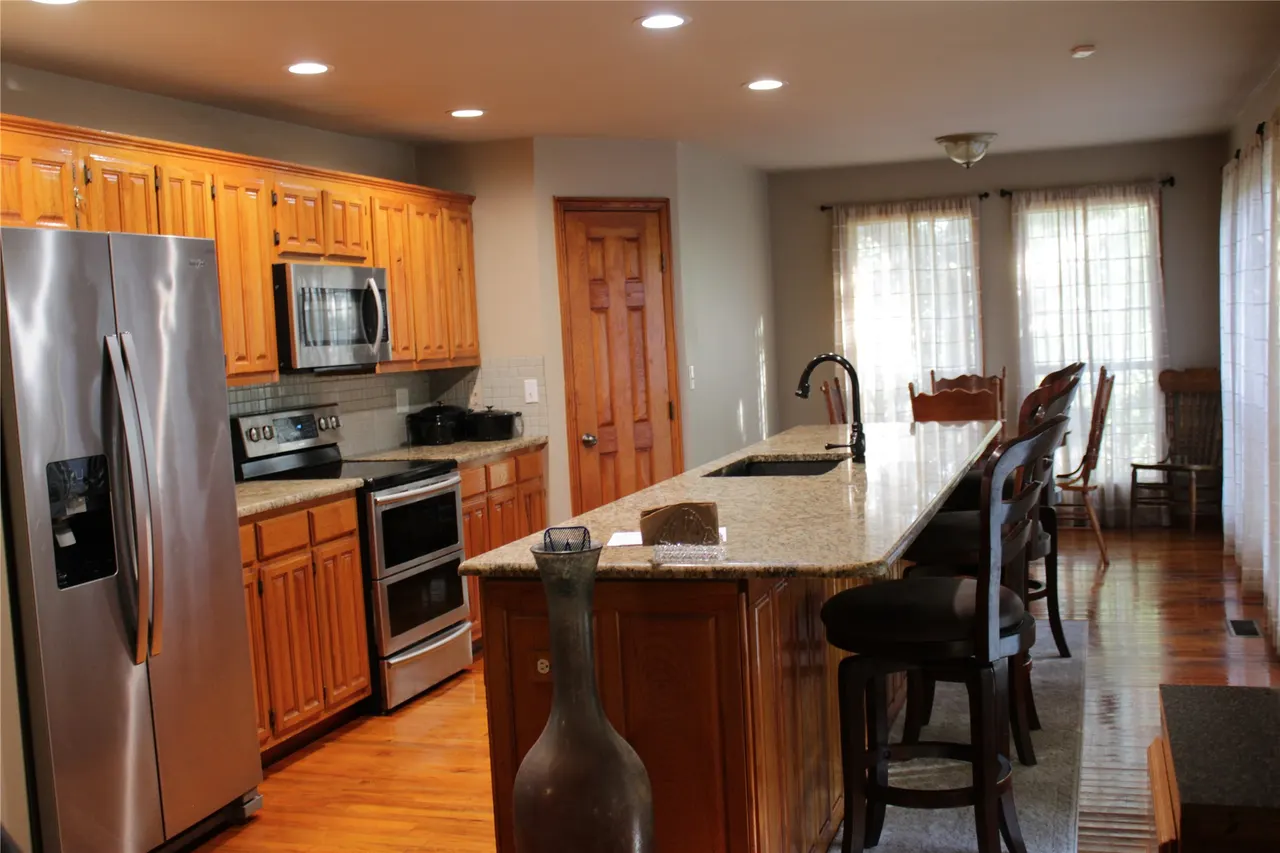Photo 9 — 614 N 13th Street, Collinsville, OK 74021