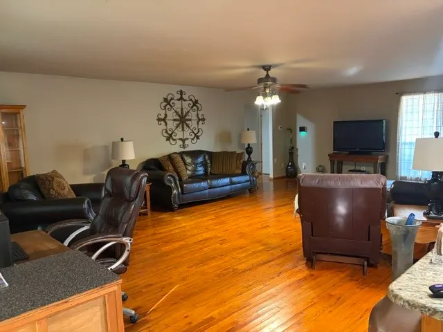 Photo 4 — 614 N 13th Street, Collinsville, OK 74021