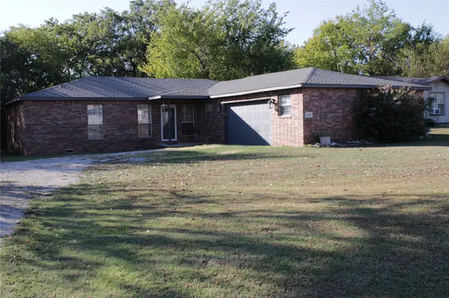 Photo 3 — 614 N 13th Street, Collinsville, OK 74021