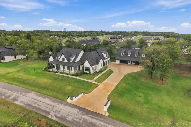 Photo 3 — 29429 E 106th Street S, Coweta, OK 74429