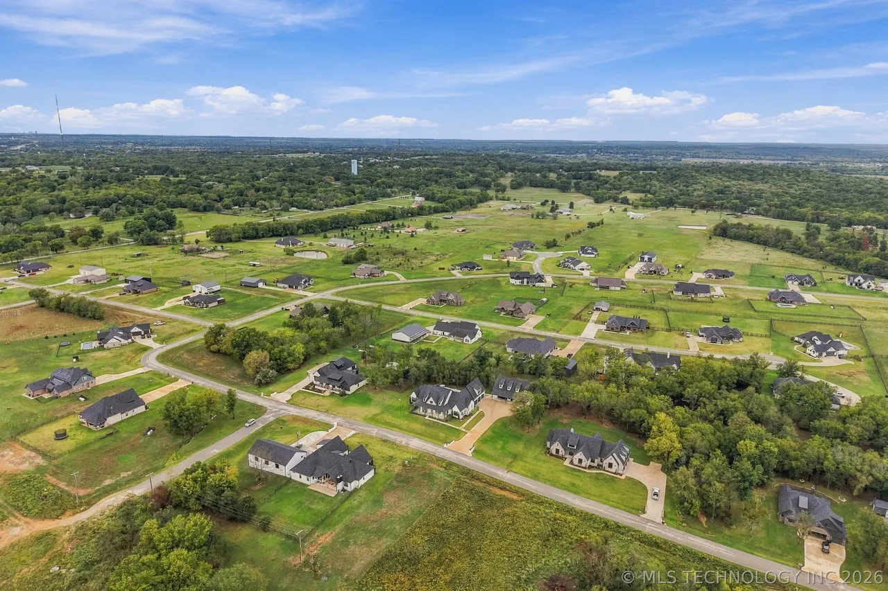 Photo 4 — 29429 E 106th Street S, Coweta, OK 74429