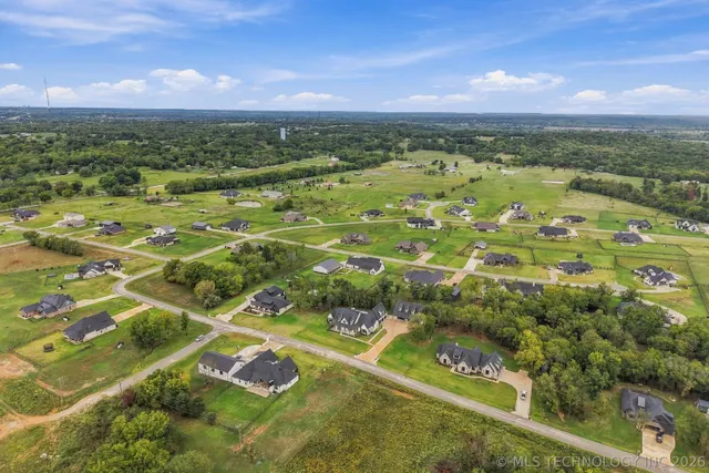 Photo 4 — 29429 E 106th Street S, Coweta, OK 74429