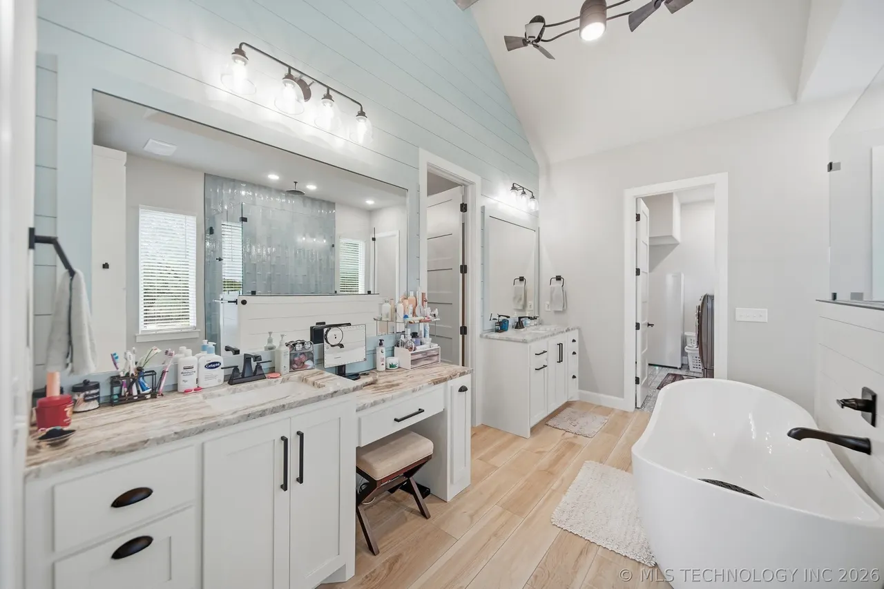 Photo 22 — 29429 E 106th Street S, Coweta, OK 74429