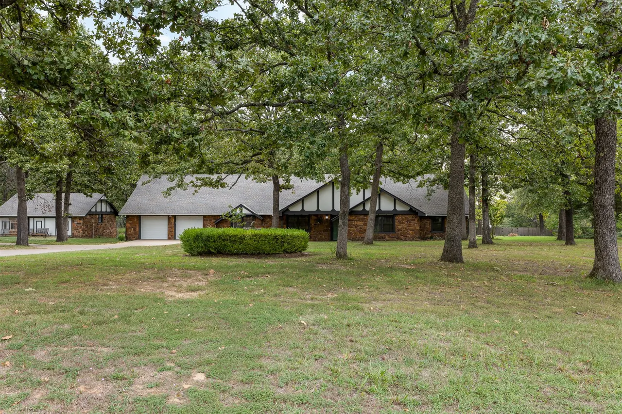 Photo 2 — 8939 N Crestwood Drive, Sperry, OK 74073
