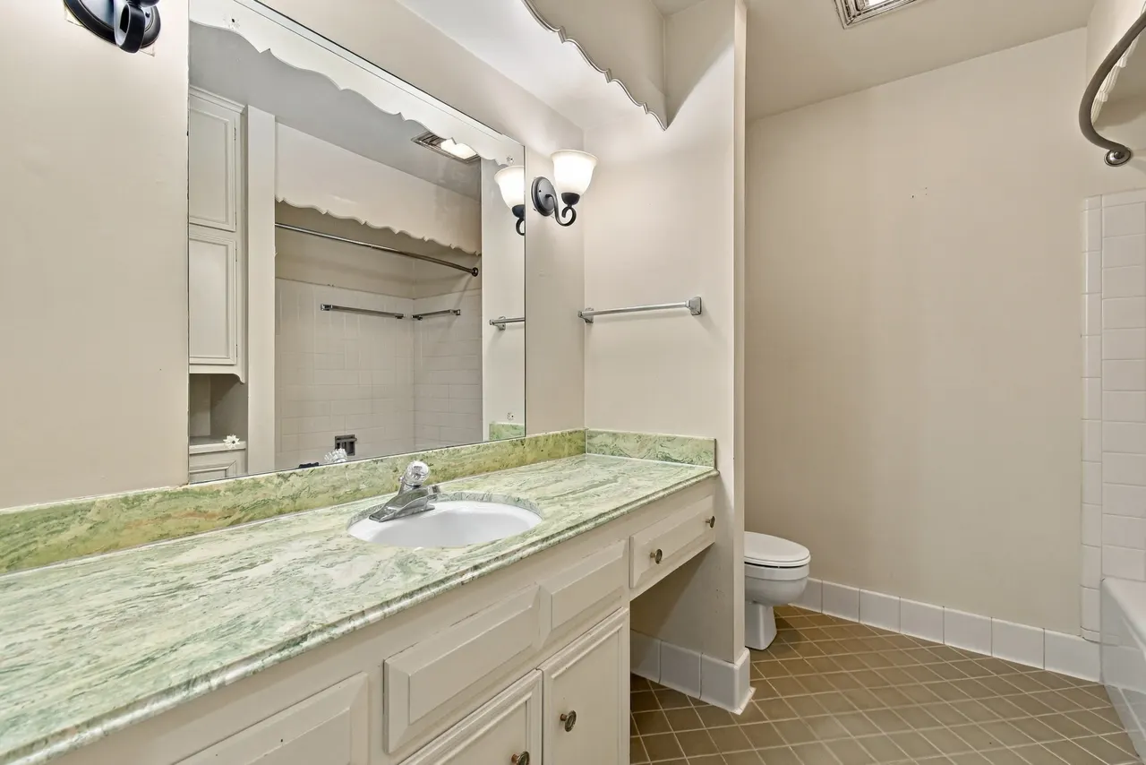 Photo 18 — 4904 S Knoxville Place, Tulsa, OK 74135