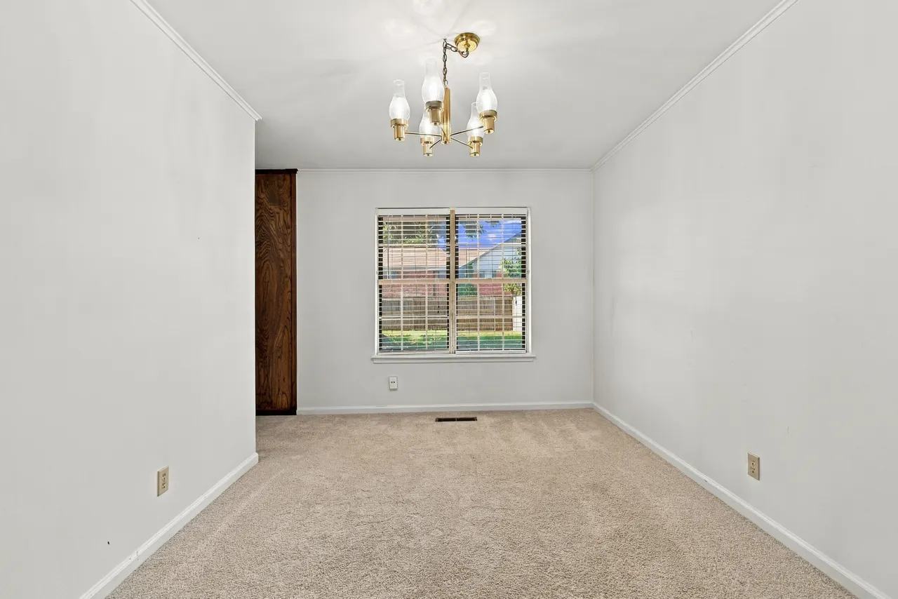 Photo 12 — 4904 S Knoxville Place, Tulsa, OK 74135