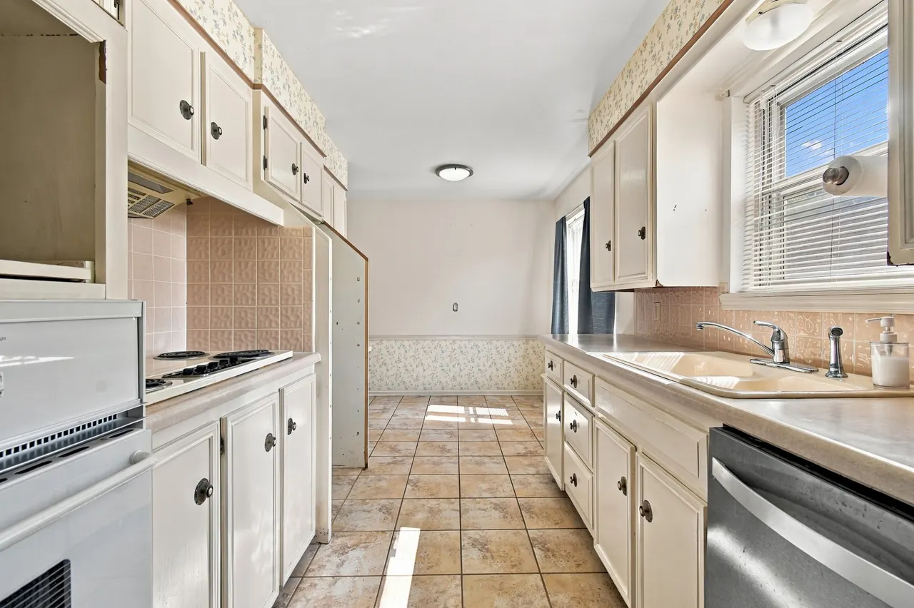 Photo 32 — 4904 S Knoxville Place, Tulsa, OK 74135