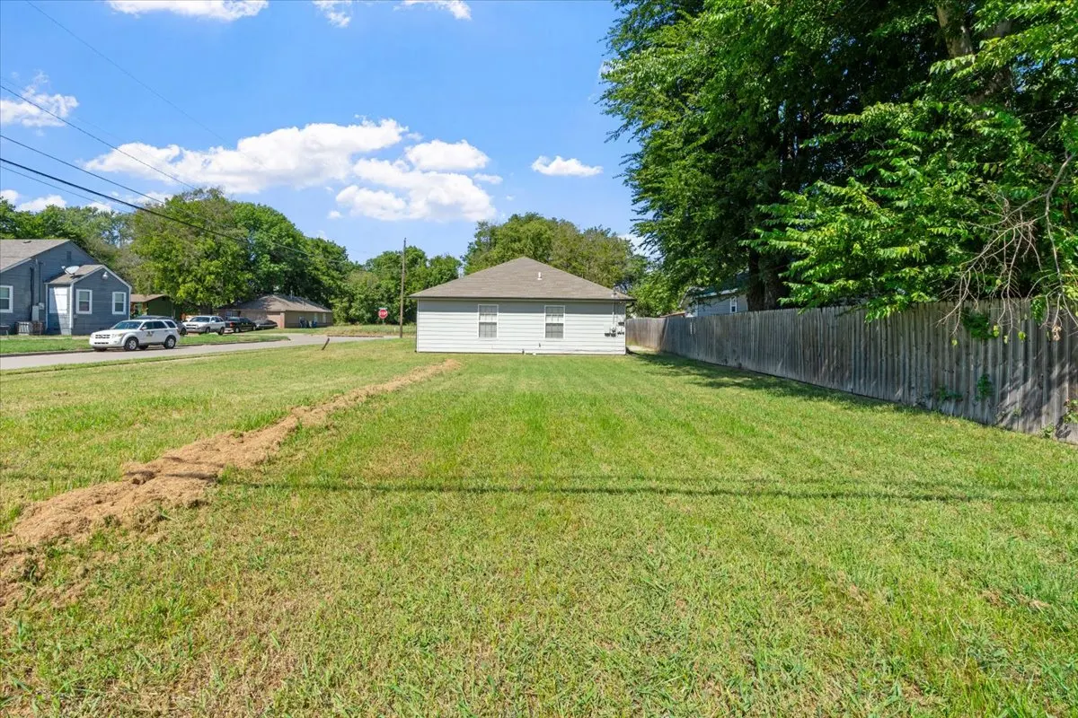 Photo 3 — 402 E Tecumseh Street, Tulsa, OK 74106