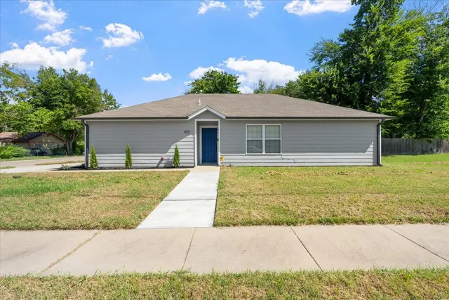 Photo 8 — 402 E Tecumseh Street, Tulsa, OK 74106