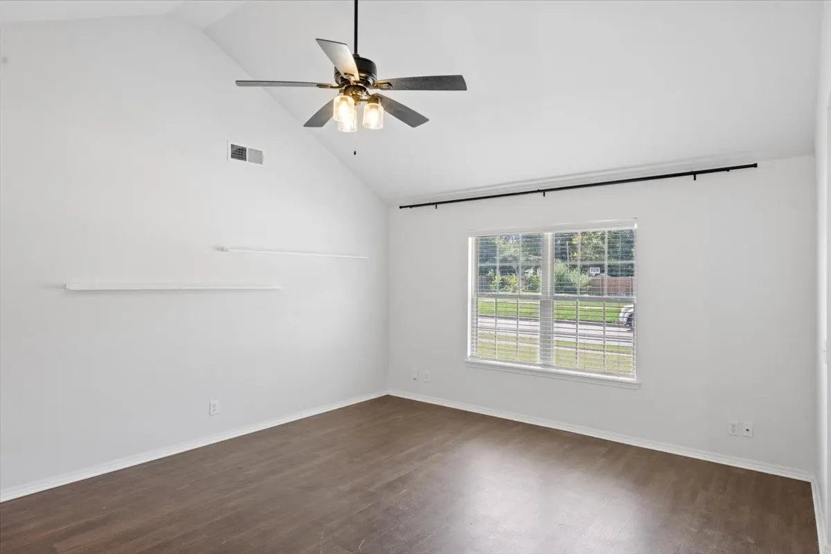 Photo 10 — 402 E Tecumseh Street, Tulsa, OK 74106