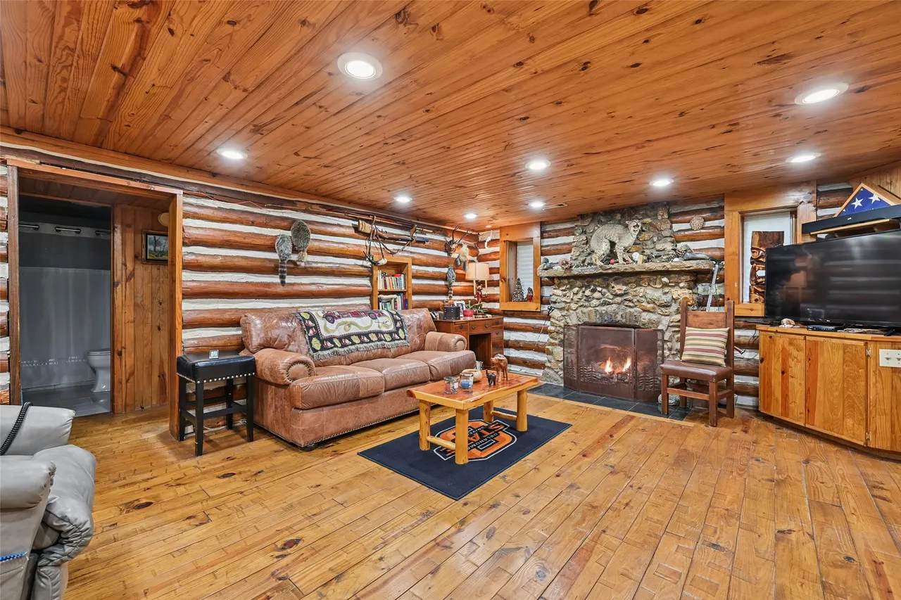 Photo 18 — 91 Crest Drive, Locust Grove, OK 74352
