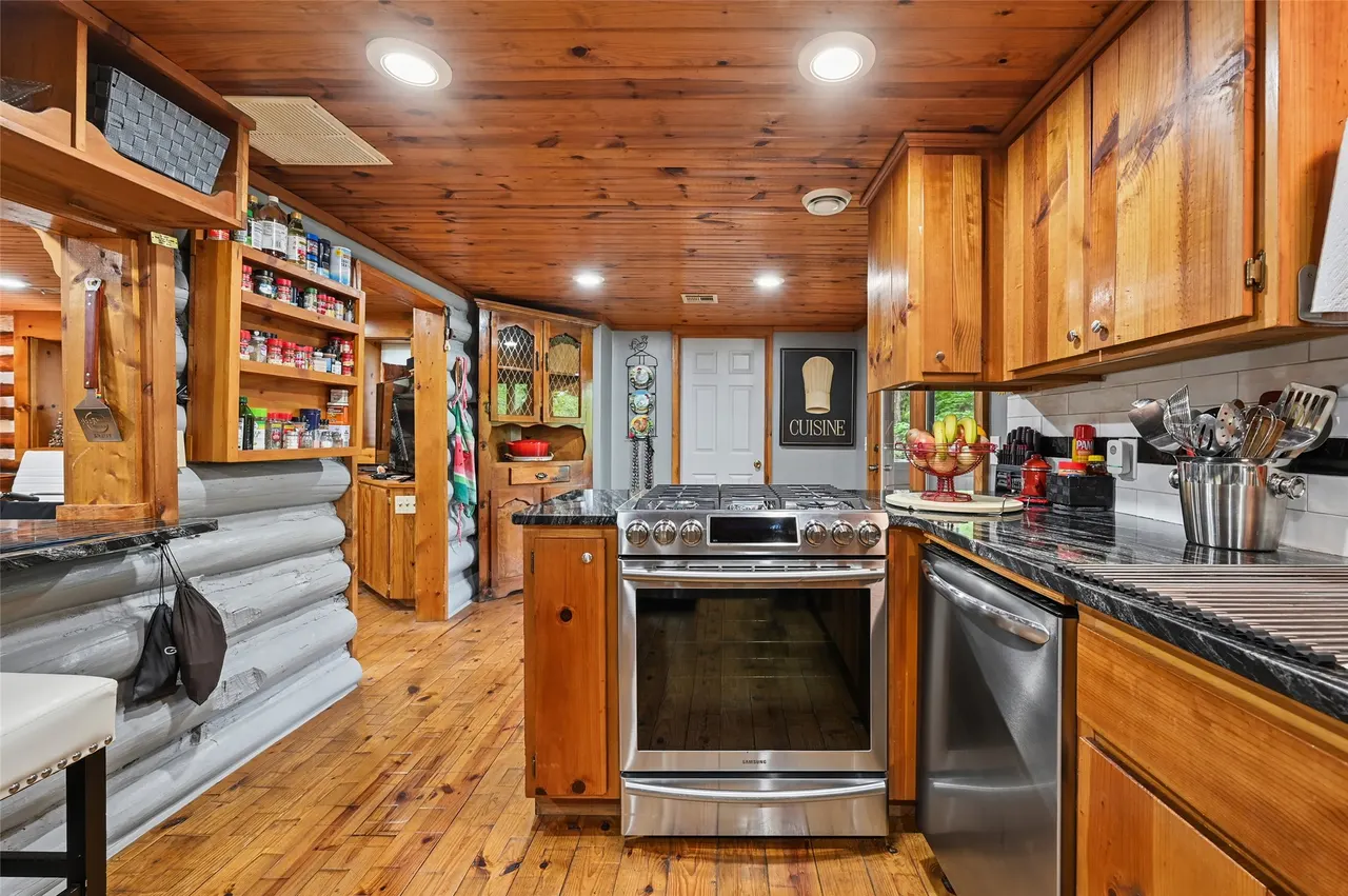 Photo 10 — 91 Crest Drive, Locust Grove, OK 74352