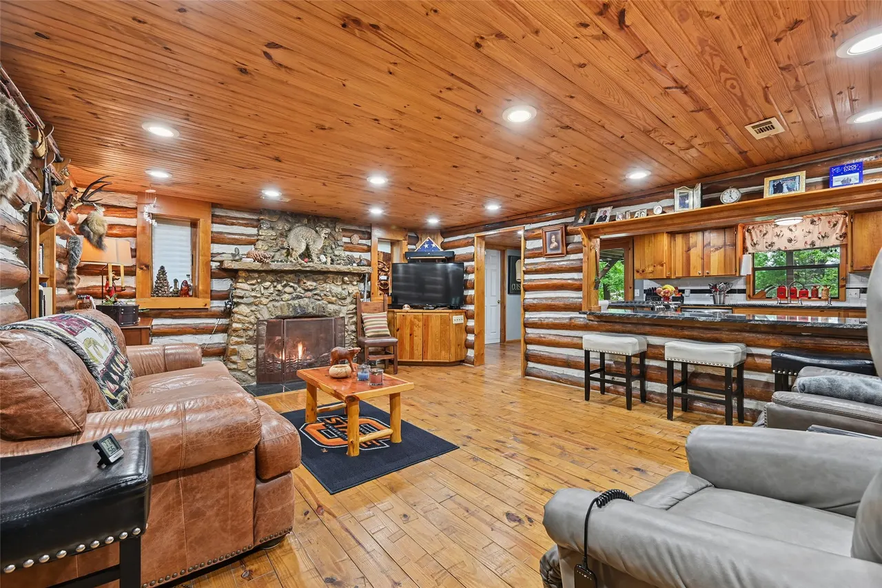 Photo 21 — 91 Crest Drive, Locust Grove, OK 74352