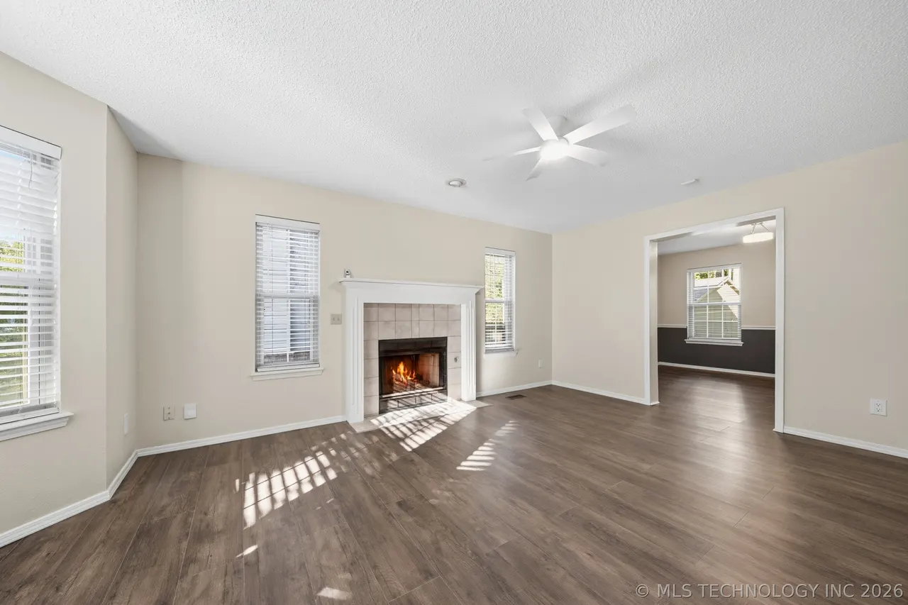 Photo 6 — 3323 S 72ND WestAvenue, Tulsa, OK 74107