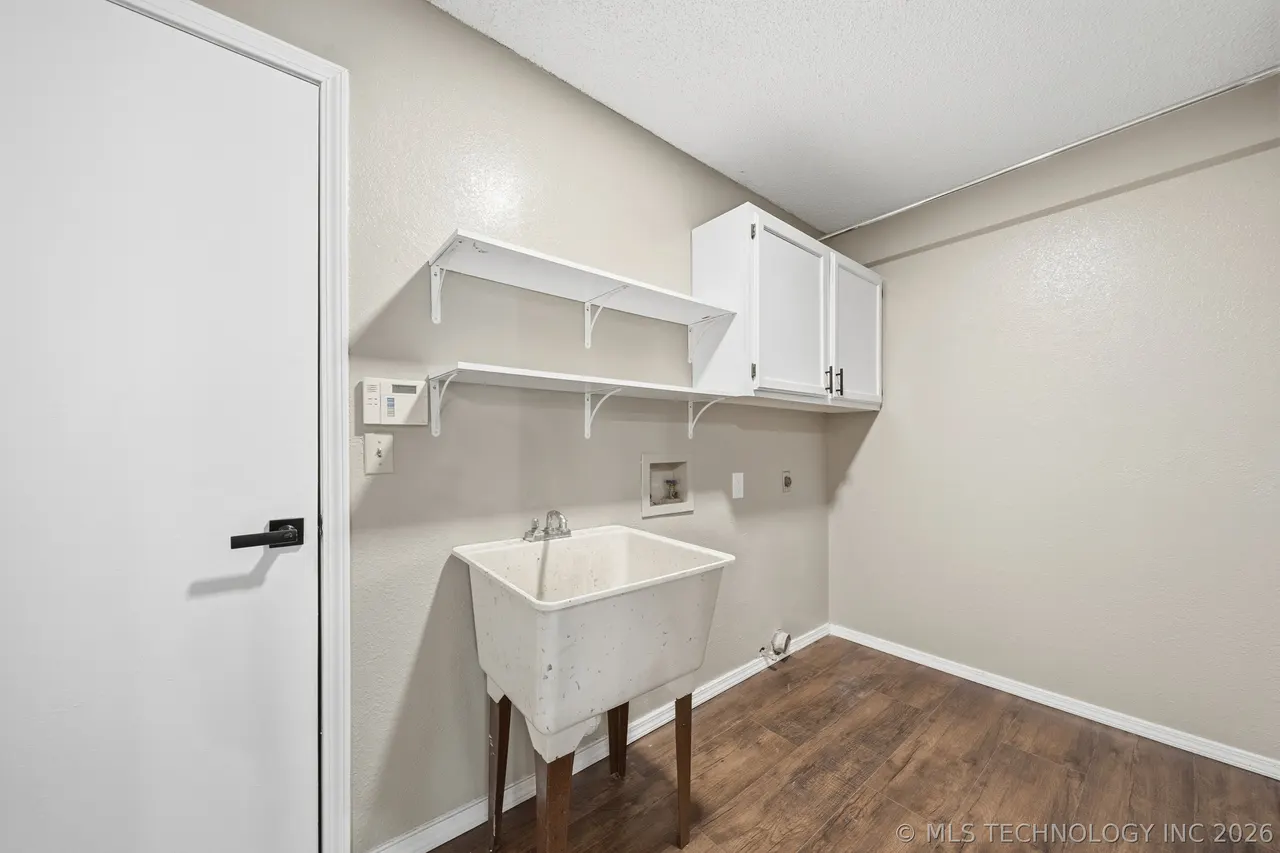 Photo 11 — 3323 S 72ND WestAvenue, Tulsa, OK 74107