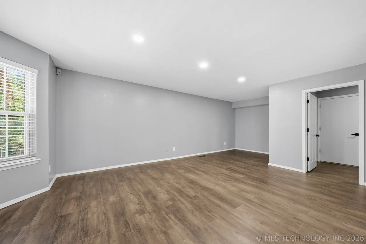 Photo 16 — 3323 S 72ND WestAvenue, Tulsa, OK 74107
