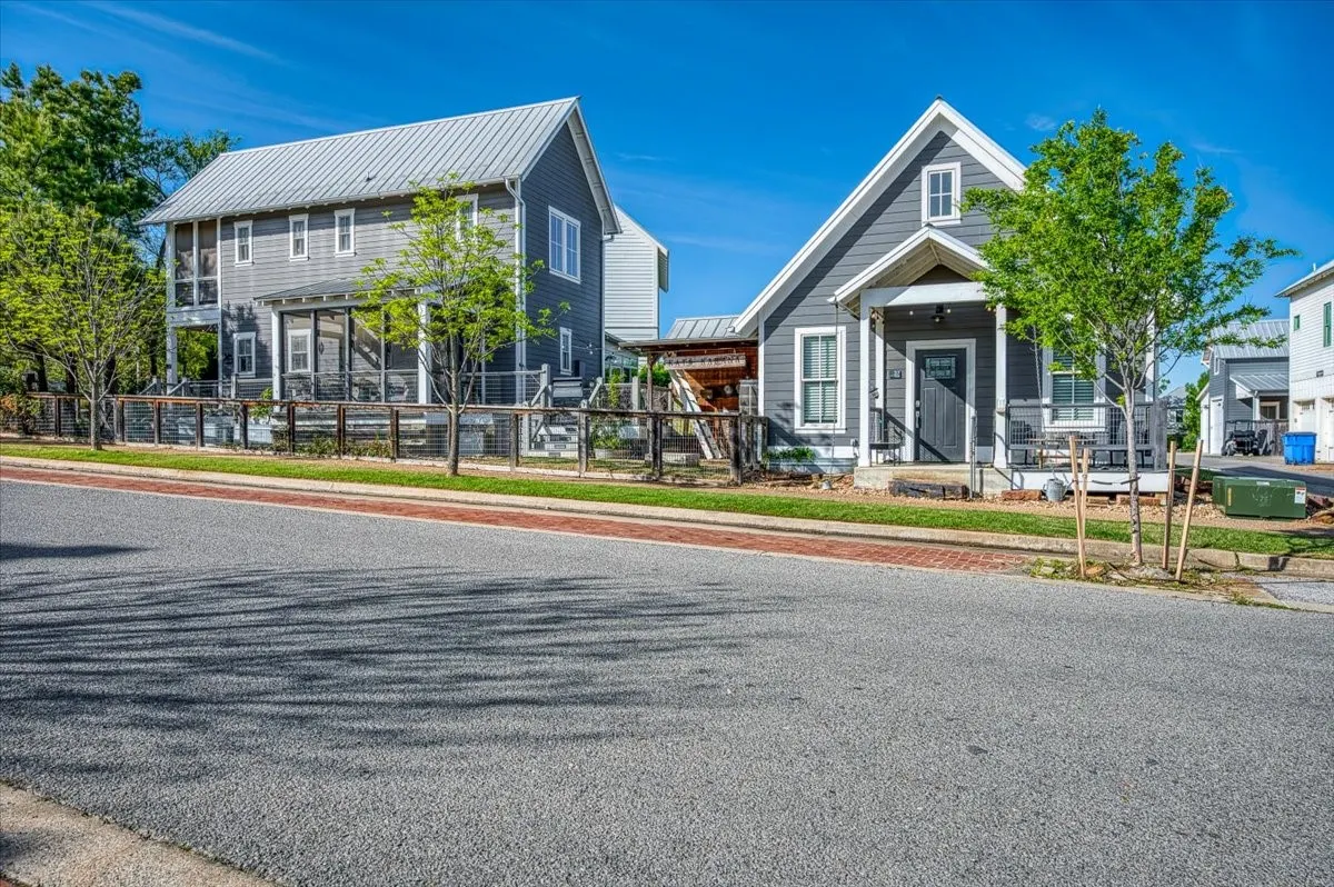Front exterior — 37 Firefly Lane, Carlton Landing, OK 74432