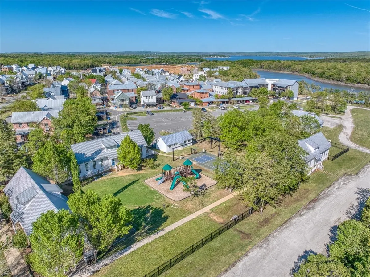 Photo 72 — 37 Firefly Lane, Carlton Landing, OK 74432