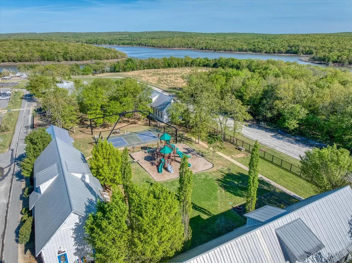 Photo 81 — 37 Firefly Lane, Carlton Landing, OK 74432